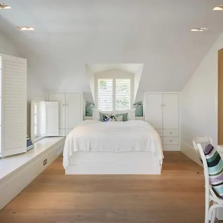 Villa With Panoramic Sea Views And Heated Pool In La Californie *